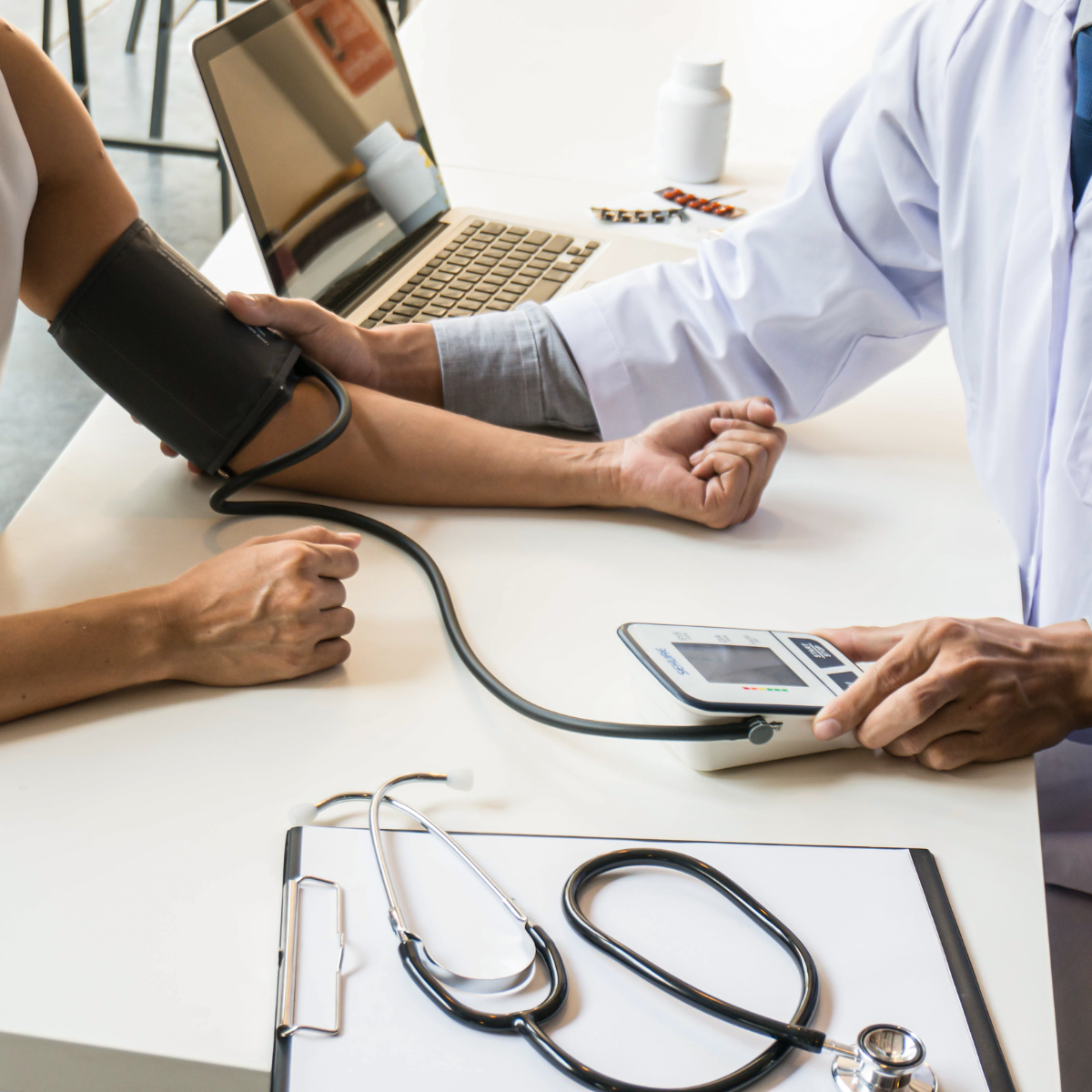 HRT vs TRT: Which Hormone Therapy Is Right for You?